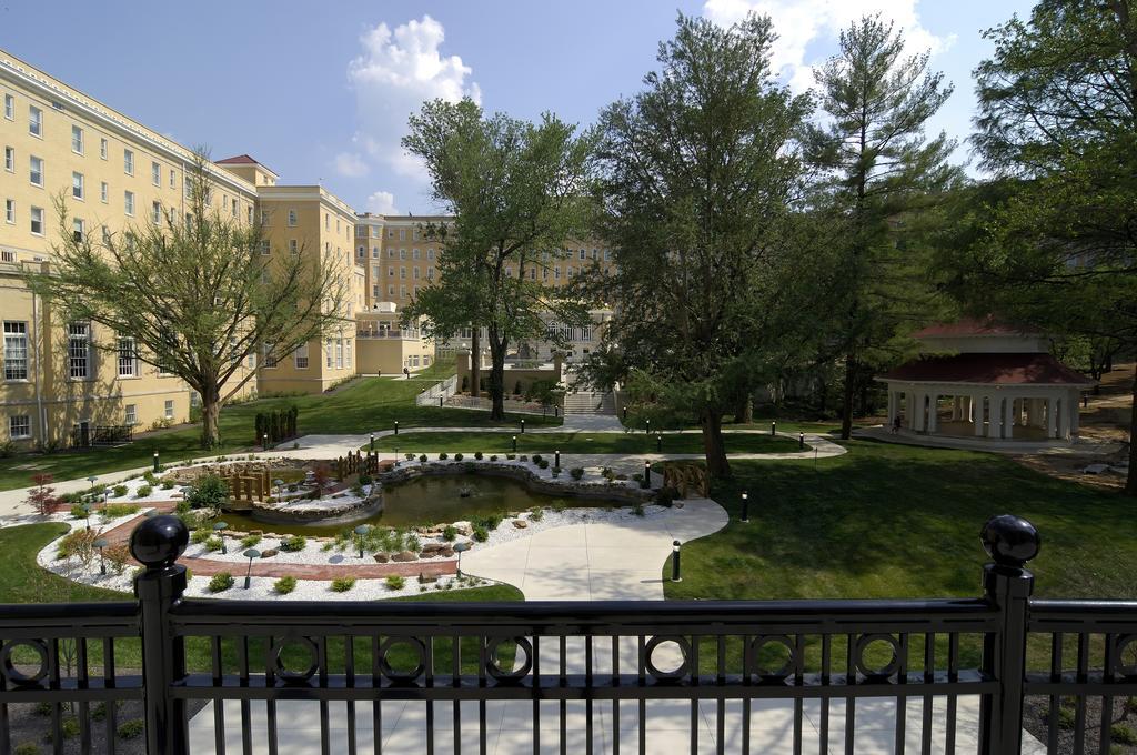 French Lick Springs Hotel Extérieur photo